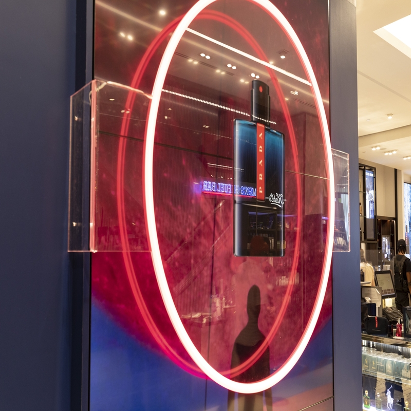 L'Oréal Makes Waves in Macy’s Herald Square with First Prada Fragrance Collaboration